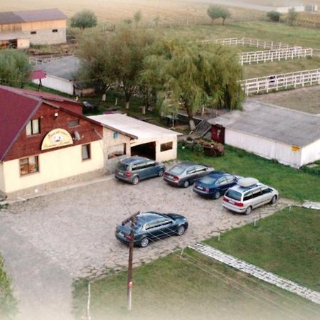 Pensiunea ,,La Struti" Târgu Neamţ Exterior foto